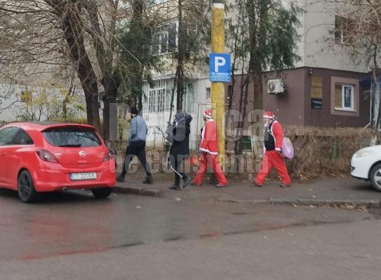 ÎPS Teodosie: Este o măsură absurdă să amendezi colindătorii