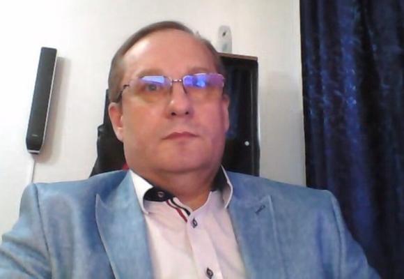 Medic, după propunerea CNAS: 'La chirurgie, ar însemna că într-o zi poţi să-i faci anestezia pacientului, în altă zi îl tai, în altă zi îl pansezi'