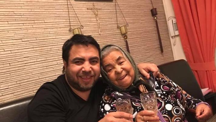 ”Dacă mi-ai deranjat părinții, pot renunța la tine oricând” Ce spune manelistul despre relația cu soția și copiii