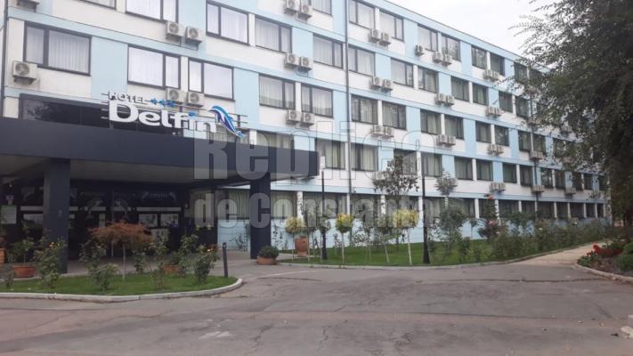 Hotelul Delfin din Mamaia, scos la vânzare cu 6 milioane de euro! 
