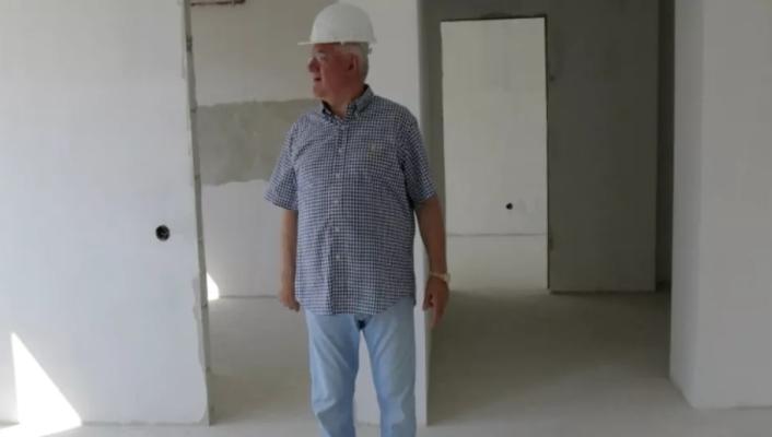 Dumitru Dragomir a vândut un apartament, cu o sumă exorbitantă, unei vedete internaționale