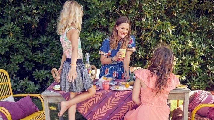 De ce nu le dă Drew Barrymore cadouri de Crăciun fetițelor ei