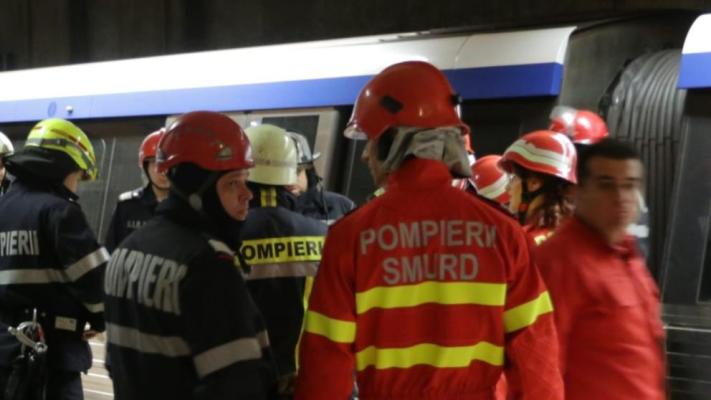 Incident grav la metrou: O persoană a murit pe șine, în stația Basarab