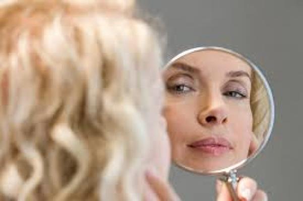 Tinerețe fără bătrânețe: Cum am putea trăi la fel de mult ca țestoasele