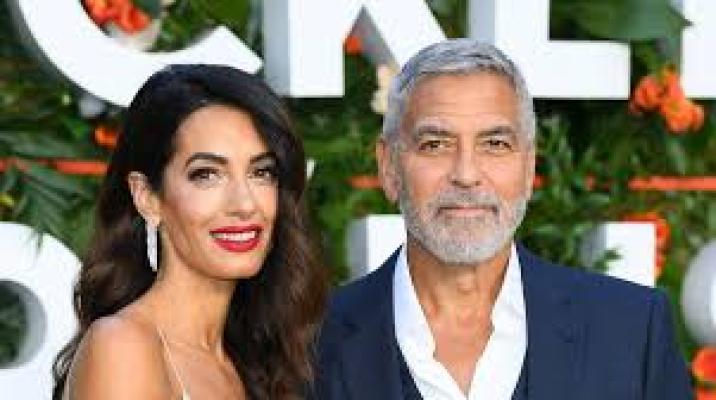 George Clooney și soția sa, fabuloși la o gală prestigioasă. Amal a furat toate privirile, într-o rochie din paiete