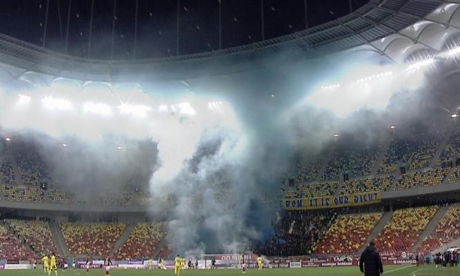  Incidente pe stadion între suporterii echipelor Rapid şi Petrolul