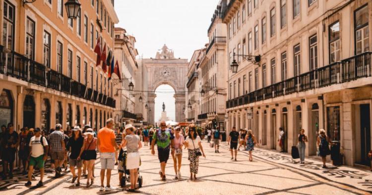 Investiţiile din Portugalia prin intermediul 'vizei de aur' au crescut în noiembrie cu aproape 50%