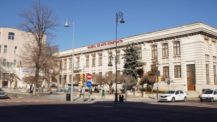 Muzeul de Artă Constanţa organizează vernisajul expoziției „UNA Today”
