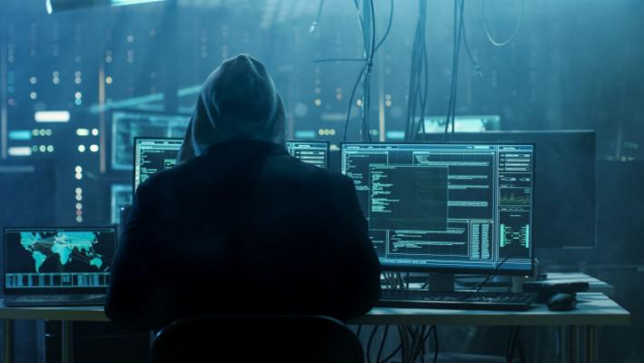 Doi hackeri constănțeni au încercat să devalizeze mai multe bănci din SUA