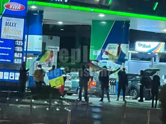 Sare pe rană, după umilința Schengen: OMV e prima companie care a scumpit carburanții în România, în 2023