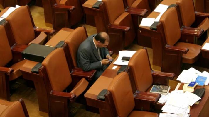 Cine sunt deputații care nu au luat niciodată cuvântul în 2022