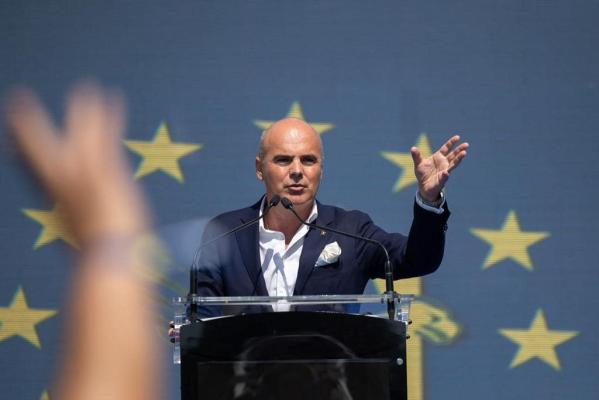 Rareş Bogdan: Voi candida la europarlamentare
