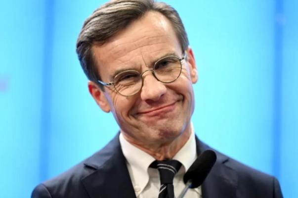 Guvernul suedez previne populaţia să se pregătească de pene de curent