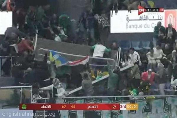  Egipt: Cel puţin 27 de răniţi după prăbuşirea unei tribune într-un centru sportiv 