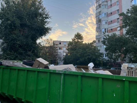 Containere speciale pentru deșeuri voluminoase, în mai multe zone ale Constanței