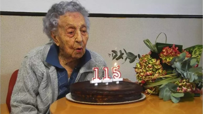 O femeie de 115 ani din Spania ar putea fi noua decană de vârstă a planetei
