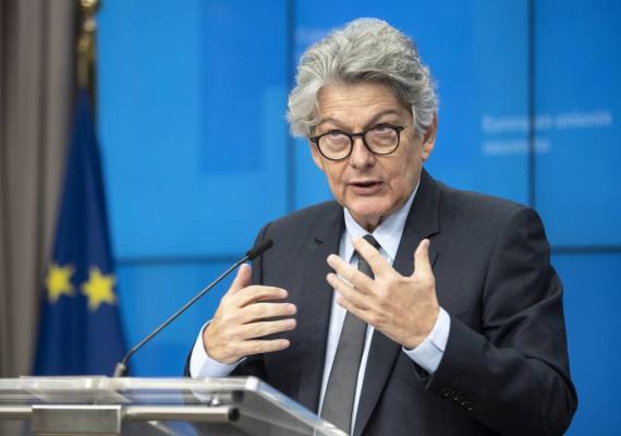 Comisarul european pentru piaţa internă cere regândirea fuziunilor transfrontaliere în industria telecomunicaţiilor