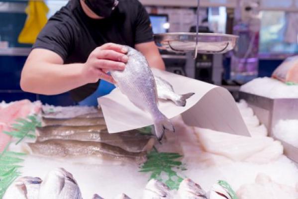Carnea de pește a devenit bombă chimică: Specialiștii au depistat cantități uriașe de toxine