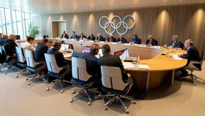  CIO studiază o posibilă revenire a sportivilor ruşi şi belaruşi în perspectiva JO din 2024