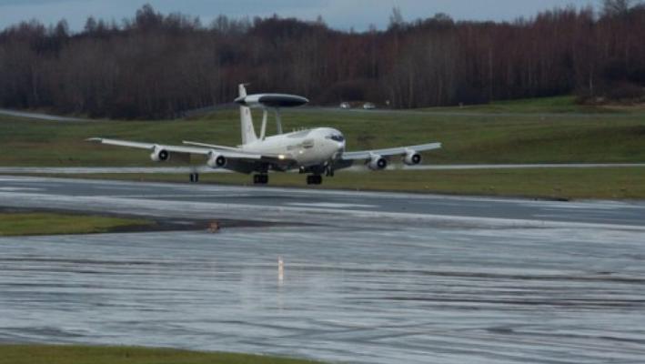 Avioanele spion ale NATO au aterizat la Otopeni 