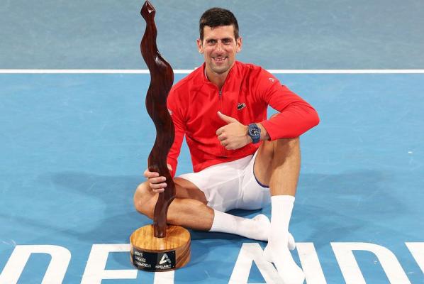 Tenis: Djokovic a câştigat turneul ATP de la Adelaide după ce a salvat o minge de meci