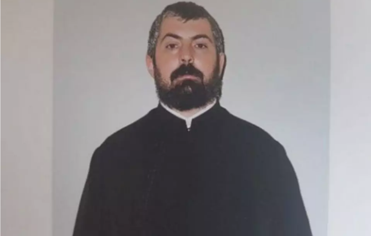 Fostul preot Daniel Rece, condamnat pentru pornografie infantila, se teme sa nu fie violat Fostul preot Daniel Rece, condamnat pentru pornografie infantilă, se teme să nu fie violat