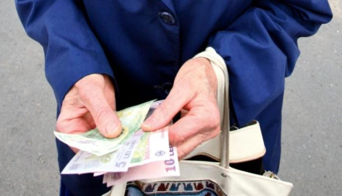 O parte din pensionari vor fi nevoiți să dea înapoi ajutorul social primit de la stat
