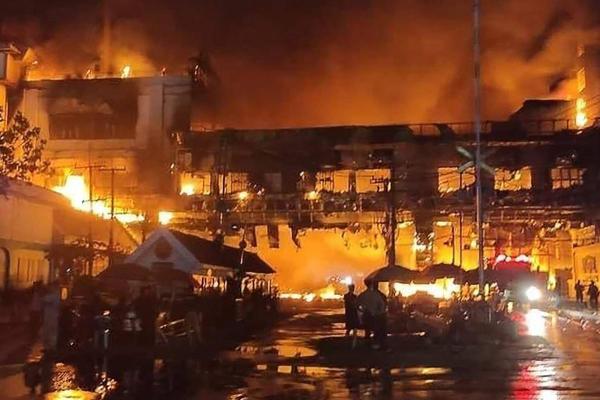 Incendiul de la hotelul cazinou din Cambodgia, soldat cu 27 de morţi şi peste 100 de răniţi
