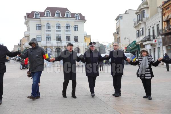 Mica Unire celebrată și la Constanța: Chițac s-a prins în horă! Video 