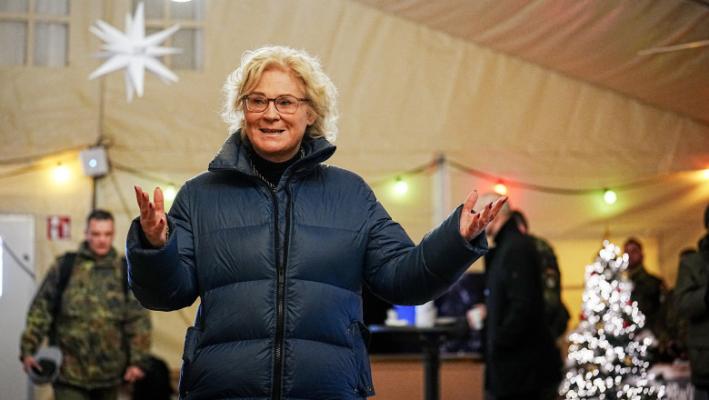 Ministrului german al Apărării i se cere demisia după discursul de Anul Nou