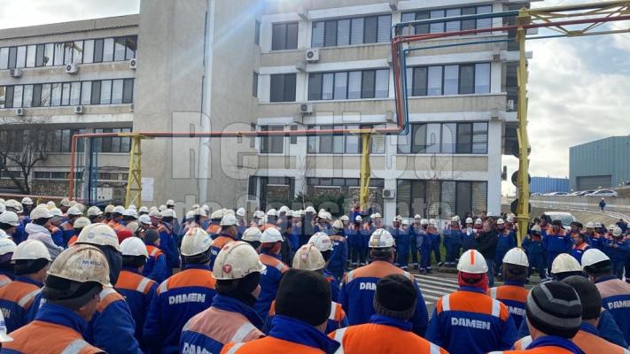 Protest la Șantierul Damen Mangalia! Sute de muncitori vor rămâne fără muncă, de la 1 martie