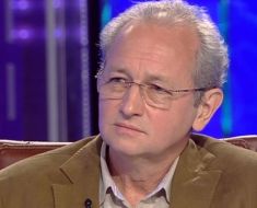 Dan Puric a fost scos din programul aniversar al unui liceu. Mesajul ironic al actorului după petiția unei tinere