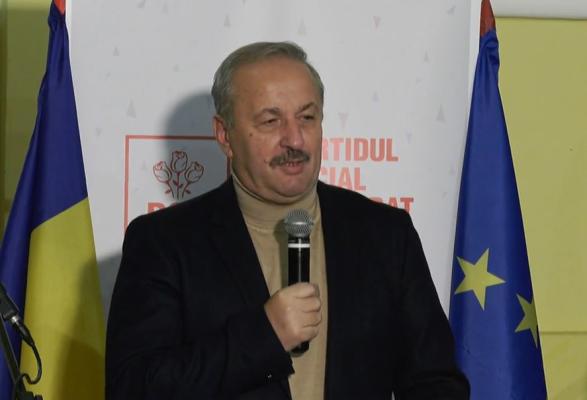 Vasile Dîncu îi critică pe 'Zeus' și pe 'prietenii galbeni' din Guvern