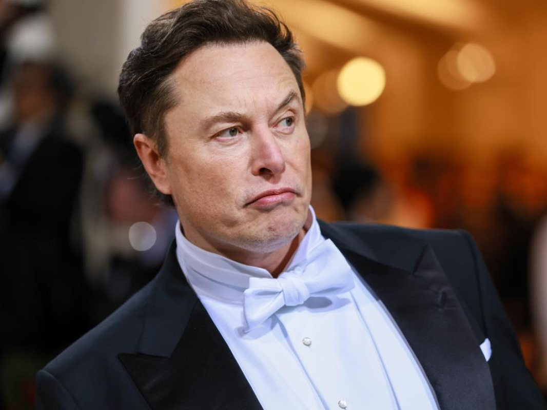 Elon Musk, declaratii neasteptate in fata instantei: cum a ajuns Tesla sa depinda de petrodolari 