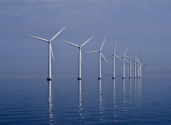 Proiect ce prevede implementarea de parcuri eoliene offshore plutitoare, acum și în vestul Mării Negre