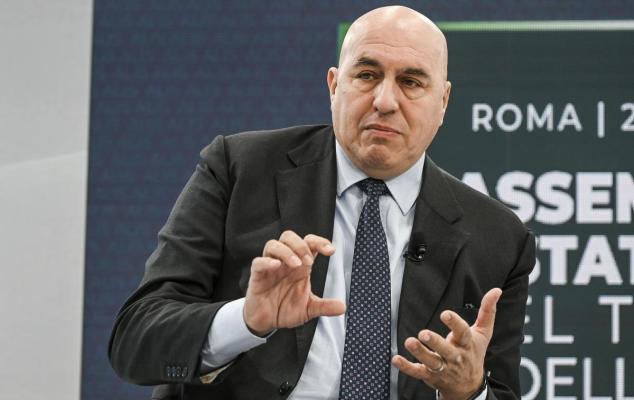 Ministru italian: Dacă tancurile ruseşti ar intra în Kiev, ar începe al Treilea Război Mondial