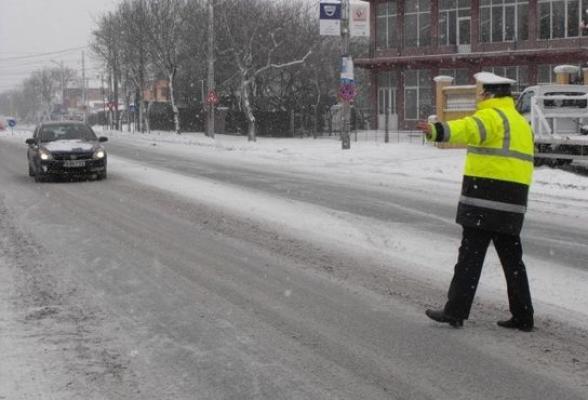Viscolul și ninsoarea au pus stăpânire pe România! 
