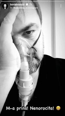 Cântărețul, Horia Brenciu și-a speriat fanii cu o fotografie cu masca de oxigen pe față 