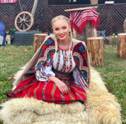 Cât costă să-ți cânte Maria Constantin la nuntă, în 2023