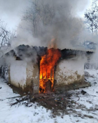 Incendiu la o casă din Ostrov