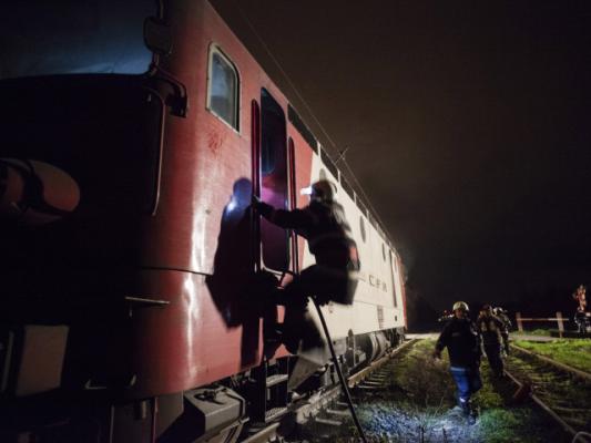 O locomotivă a luat foc, în zona Cap Midia