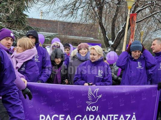 Partidul NOI, marș pentru pace în Constanța. Video