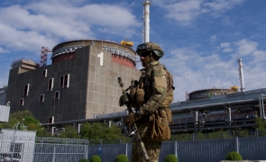 Explozii puternice la centrala nucleara de la Zaporojie: geamurile birourilor au vibrat