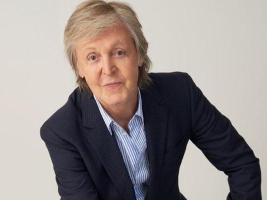Paul McCartney, ''aproape să fie călcat'' de o maşină pe faimoasa trecere de pietoni de pe Abbey Road