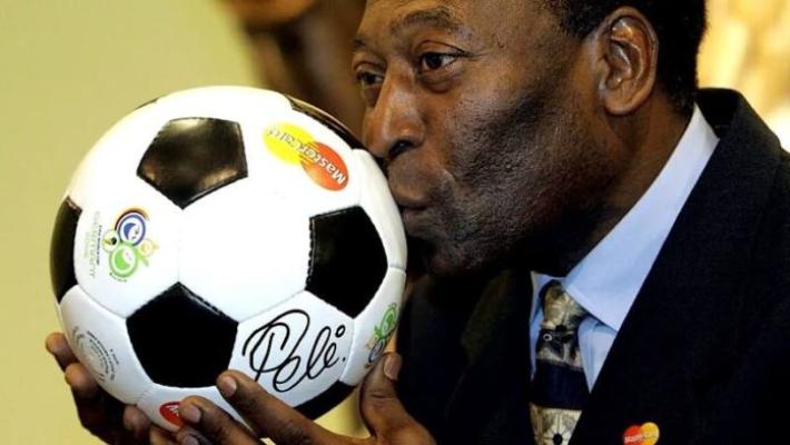 Fotbal: Mausoleul lui Pele şi-a deschis porţile pentru public