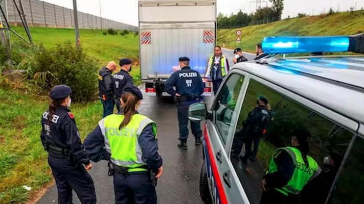 Poliția din Austria prezintă noi dovezi în războiul cu România