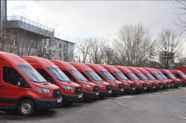 Poşta Română a achiziţionat 200 de maşini, în valoare de 19 milioane de lei