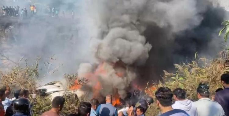 Inevitabilul s-a produs după tragedia din Nepal, unde un avion cu 72 de persoane s-a prăbușit