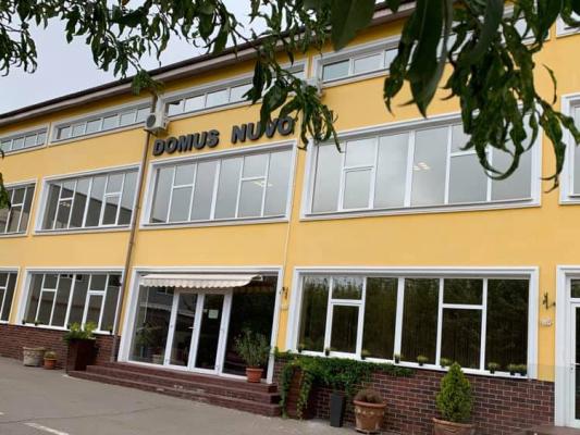 Showroom-ul Domus Nuvo a fost scos la licitație de lichidatorul judiciar
