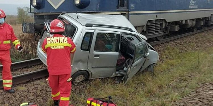  Un șofer de 31 de ani a murit lovit de tren. Nu a respectat indicatorul